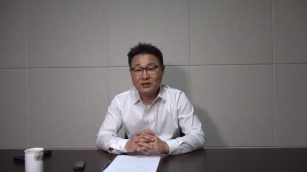 \'서울대 가려면 서울대 10번 가서 내 영역표시를 하고 와라\'