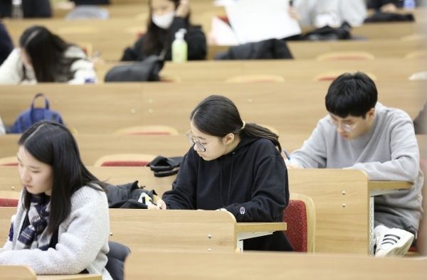 학생부 약해도 괜찮아! 논술로 ‘IN서울’ 하자…2020 논술전형 주요 포인트