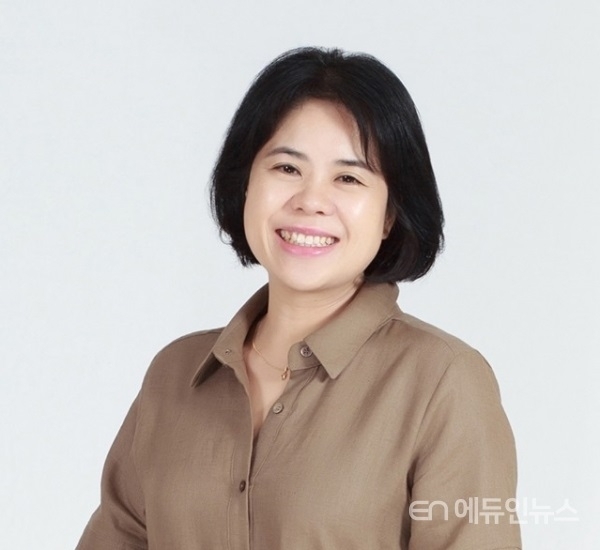 [김경희의 교사성장연습] 나에게 하는 질문 ... \"나는 나에게 진실한가?\"